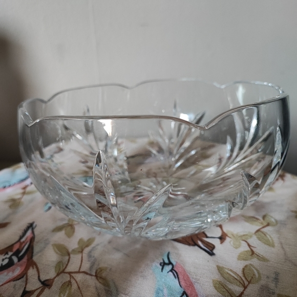 Miller Rogaska Round Crystal Fruit Serving Bowl Covington Pattern HEAVY - Picture 4 of 5